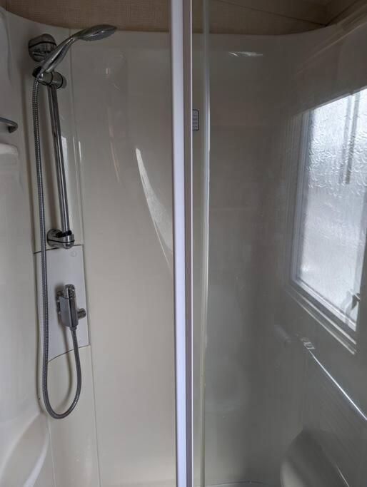 6 Berth Holiday Home On Ocean Edge Near Morecambe Heysham Extérieur photo
