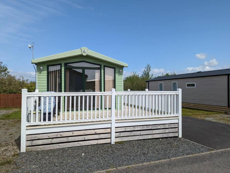 6 Berth Holiday Home On Ocean Edge Near Morecambe Heysham Extérieur photo