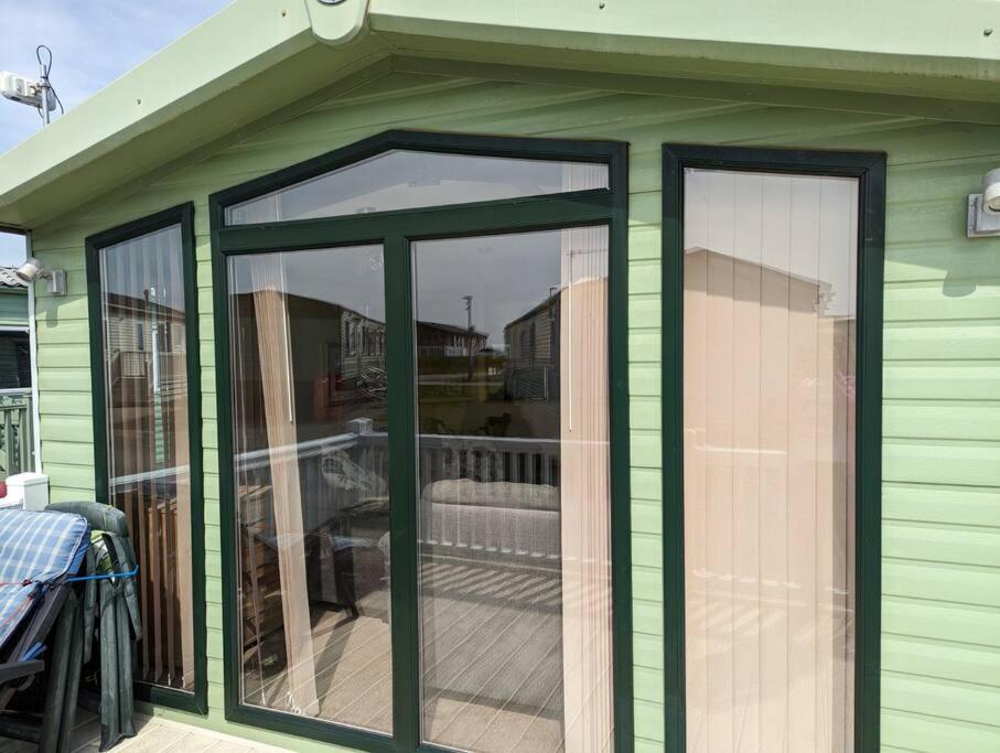 6 Berth Holiday Home On Ocean Edge Near Morecambe Heysham Extérieur photo