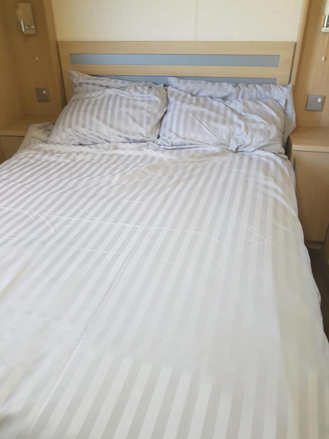 6 Berth Holiday Home On Ocean Edge Near Morecambe Heysham Extérieur photo