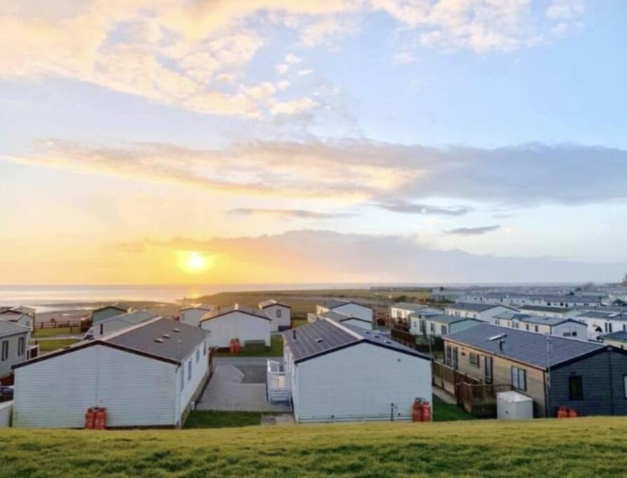 6 Berth Holiday Home On Ocean Edge Near Morecambe Heysham Extérieur photo